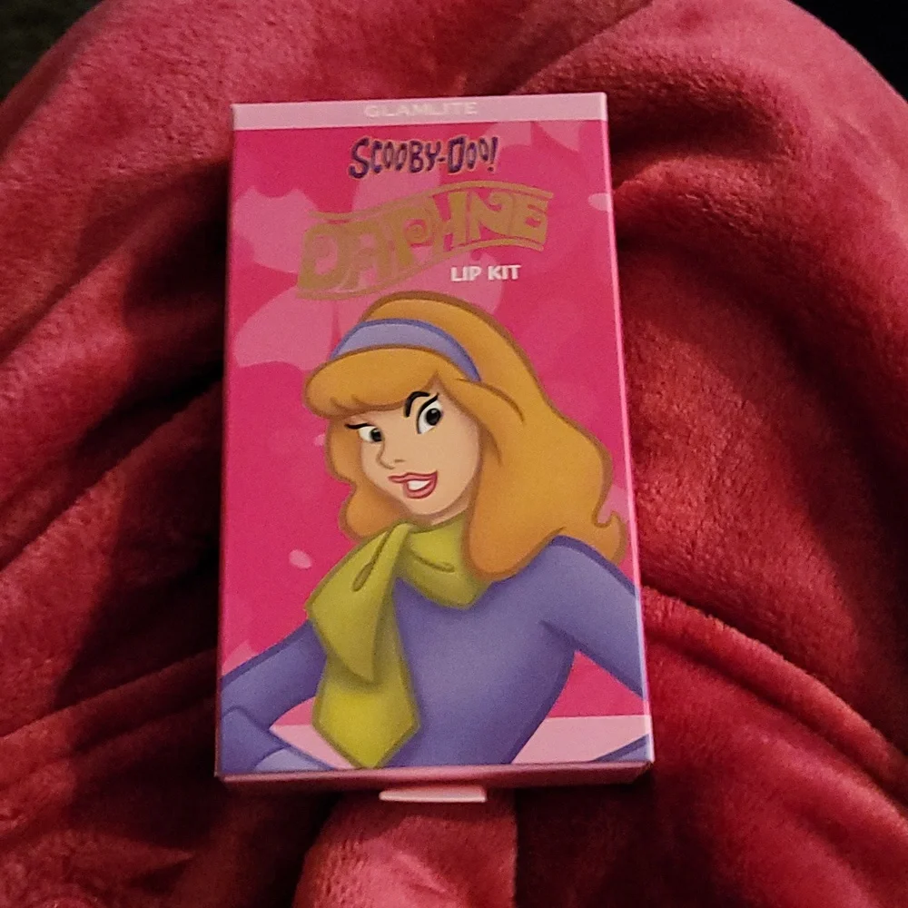 Glamlite new scooby